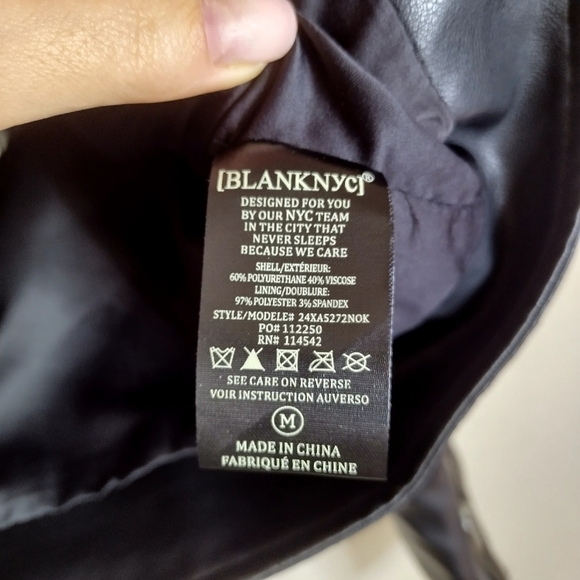 BLANK NYC  Faux Leather Full Zip Moto Jacket Black Turn Down Collar Sz M - Picture 5 of 8
